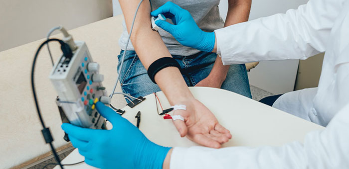 patient receiving neuropathy treatment in Campbell