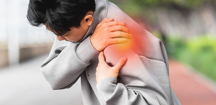 patient needing rotator cuff injury treatment in Campbell
