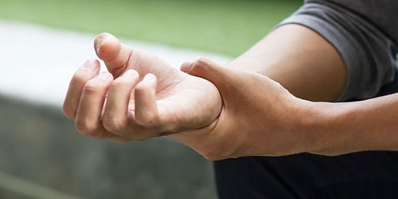trigger finger Treatment in Campbell